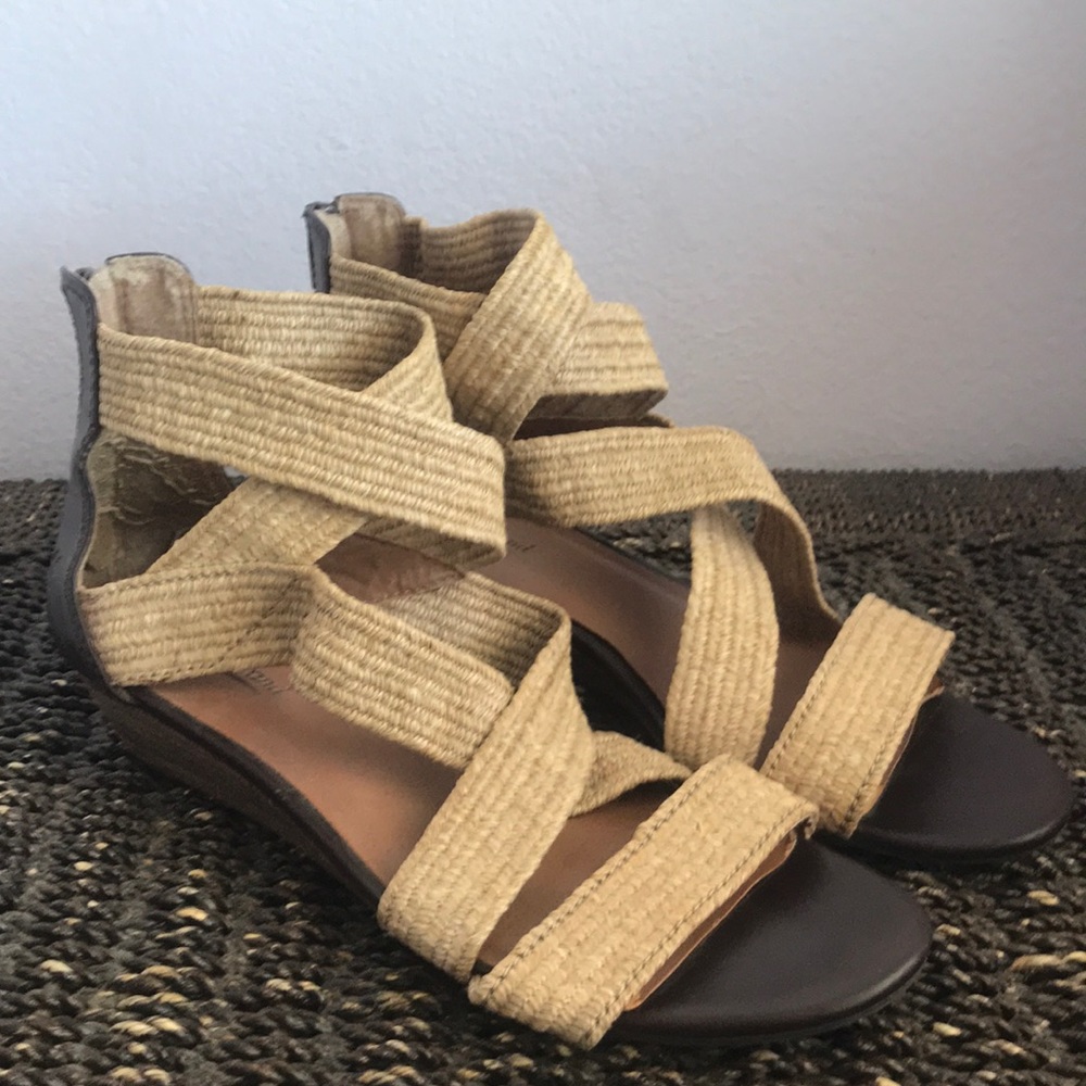 Lucky Brand Wrap Sandals